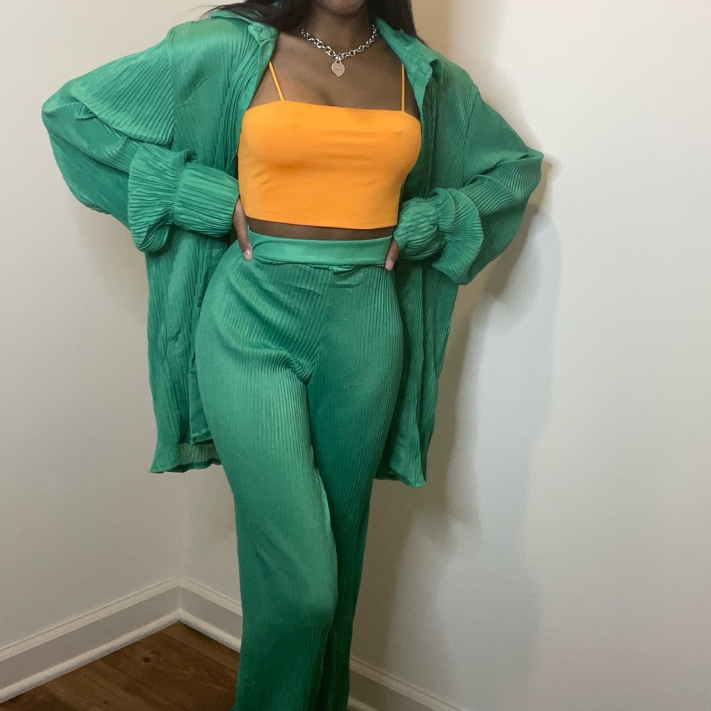 Green two piece set